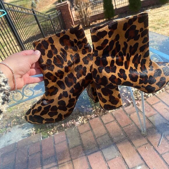 Anthropologie Matisse Grove Calf Hair Leopard Leather Ankle Boots - Picture 6 of 13